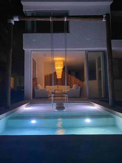 Beachfrontsven Svenjovic At Y Ahoo C Om Villa Cancun